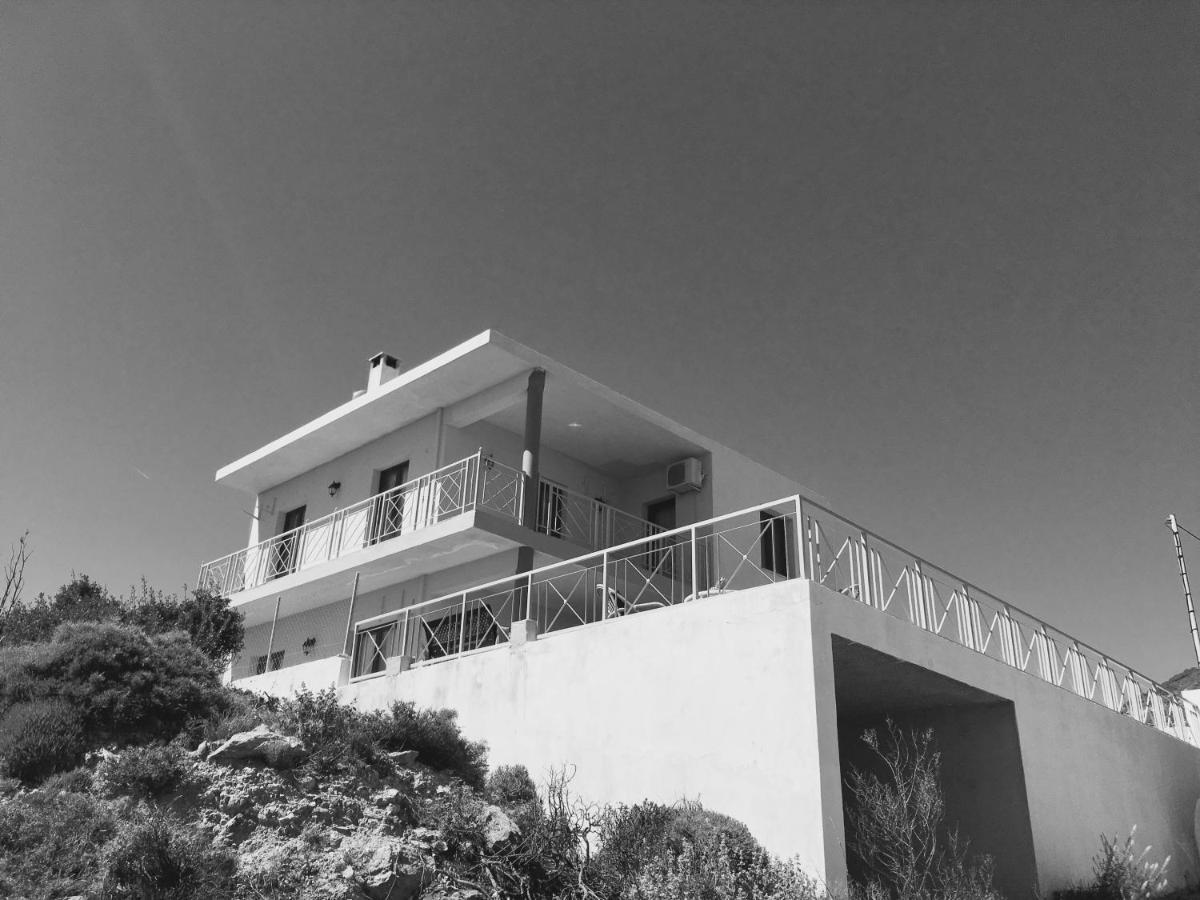 Villa Kalli - Porto Ennia Vromopousi Экстерьер фото